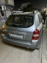 للبيع توسان خليجي موديل 2006 كفاله عامه لا بارد ولا صبغ حته الدعاميات ...