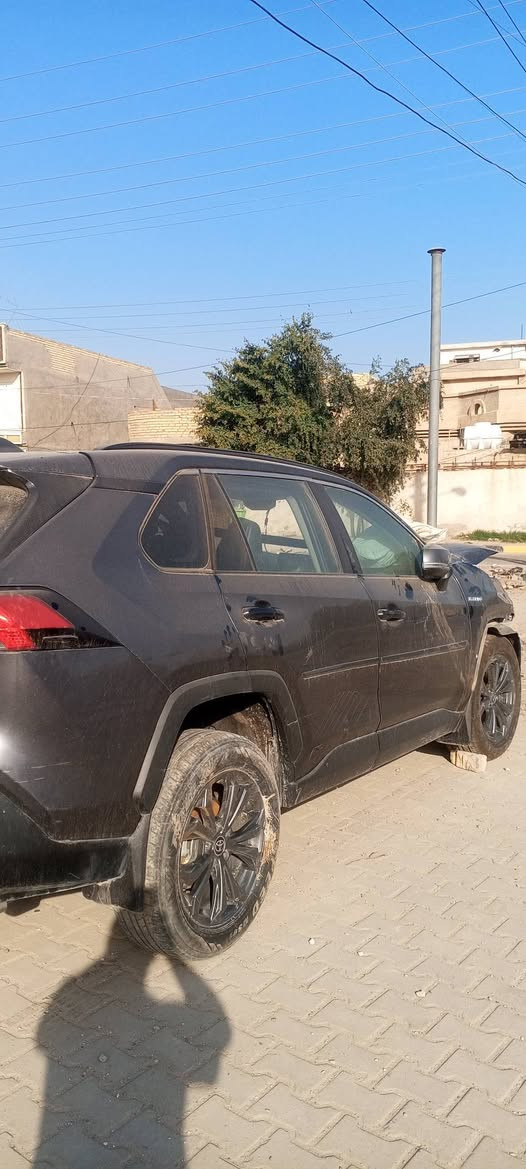 راف فور فول للبيع على وضعها حادثها من امريكا نفس الضربه سعر ١٠٠ورقه قفل للاستفسار لاتصال على رقم ***********
