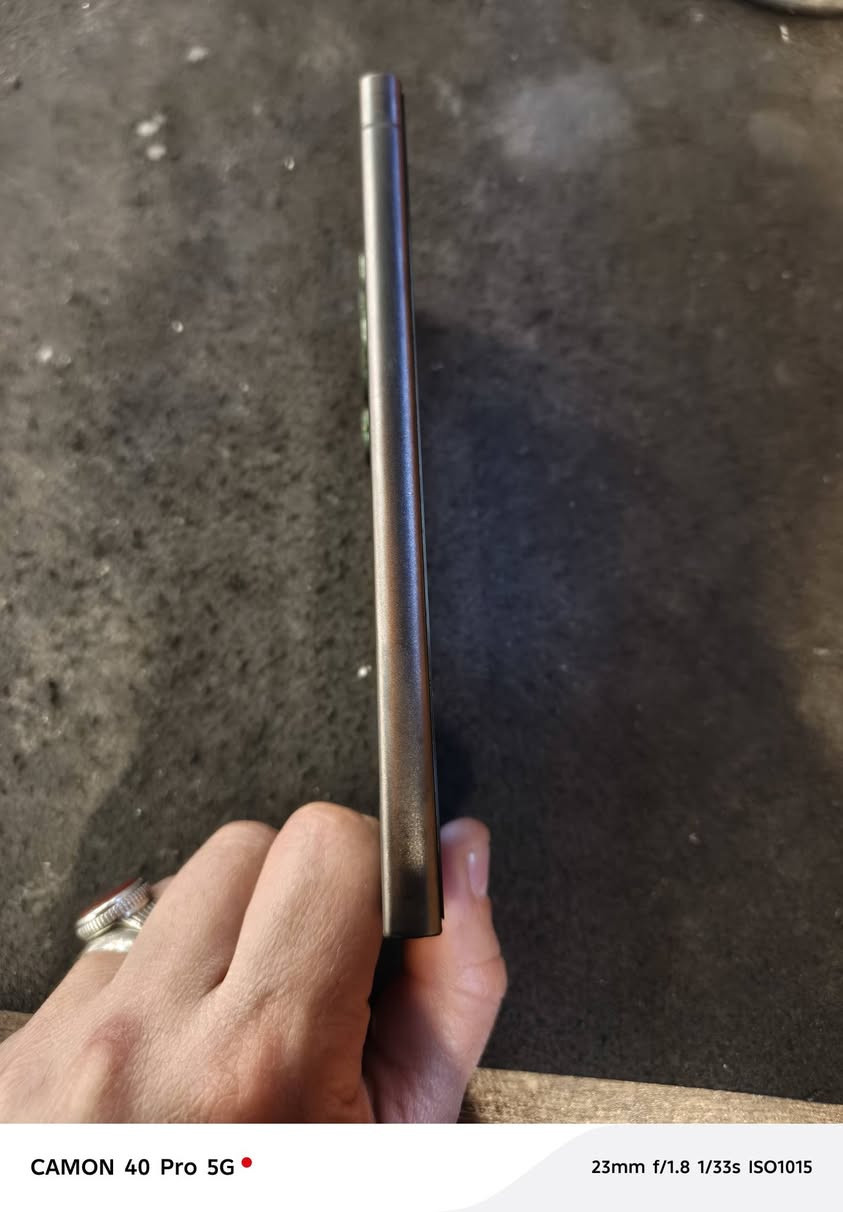 للبيع الترا 24 الذاكره 256 الجهاز جديد السعر 950 وبي مجال التواصل رقم التليفون
***********
***********
