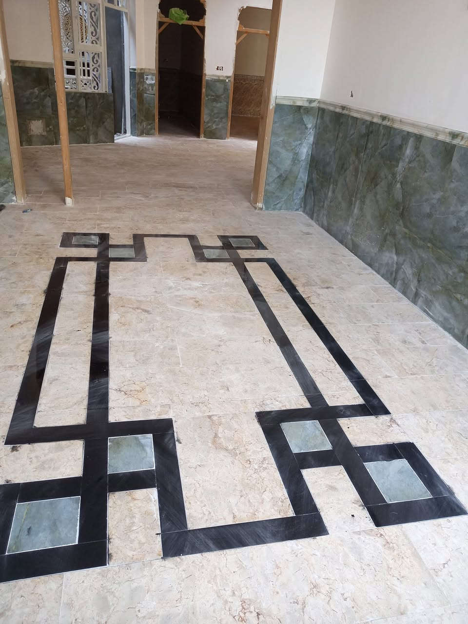 كادر لبخ وارضيات
***********
