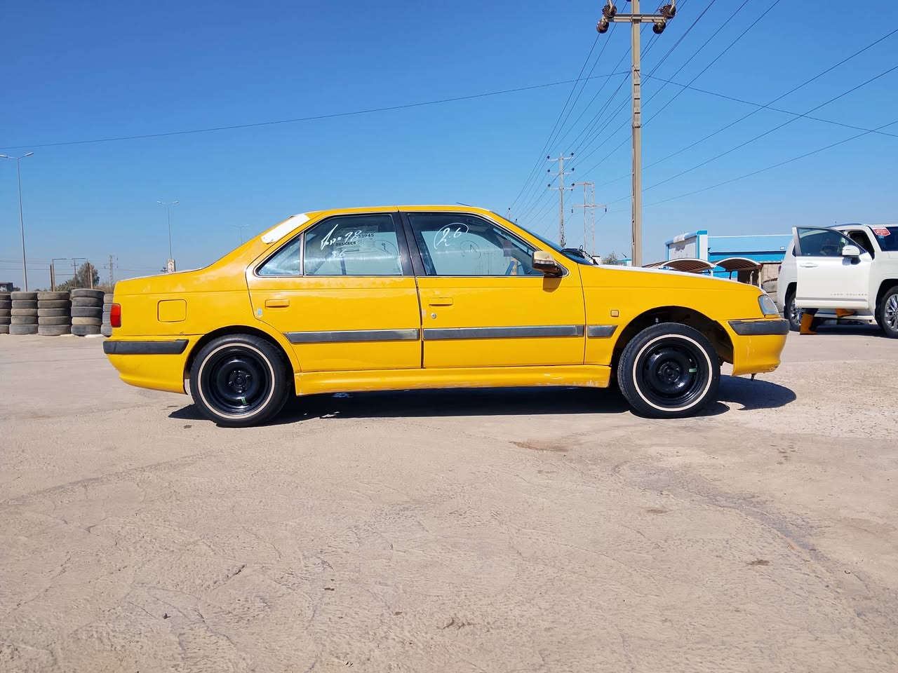 سلام عليكم شباب سياره للبيع بيجو بارس موديل 2013 رقم كربلاء ألماني مكينه وكير حلوات تخم تاير جدد ابو الخط  كهربائيات كلها شغاله حداديه جديده تحويل مباشر دواخل بالكرتون السعر 20 وبيه مجال للطيبين للاستفسار الاتصال على *********** مكاني بابل قضاء الكفل الخاص مغلق اتصل وخادم
