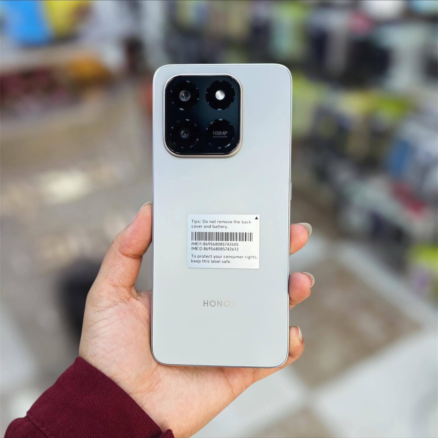 مكتبة ابل للهاتف النقال 

توفر لكم جميع الأجهزة الجديده والمستخدمة 

العنوان كوت حي الحكيم مقابيل صوفي ماركت مجاور ماكولات بيروت الاستفسار ***********
***********
