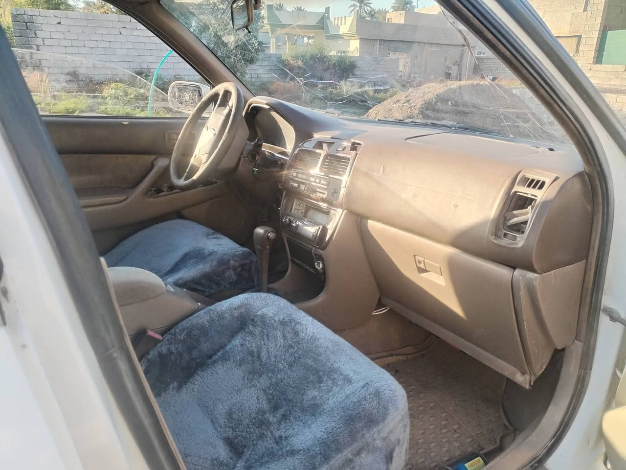 السلام عليكم سيارة كامري موديل ٩٦
 رقم صلاح الدين فحص سعرها 26 وبيهة مجال وترهم مراوس ***********
