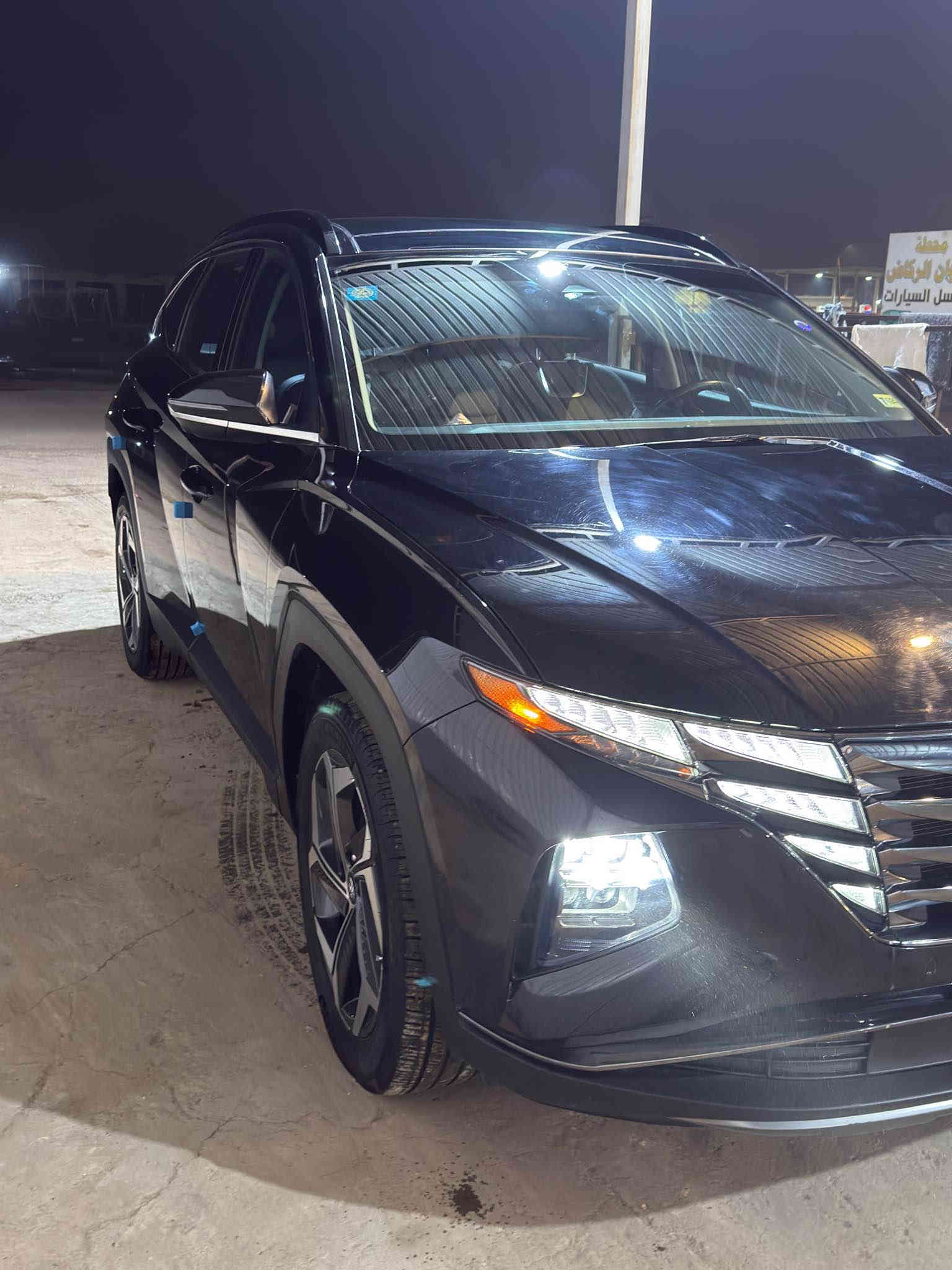 هيونداي توسان 2023 لون اسود    لمتد VIP 
وارد امريكي كلين تايتل محرك 2500 رقم بغداد
فووول مواصفات 4 كاميرات 360 درجة
دخول جديد ماشيه 31الف
حادث بسيط خلفي موضح بالصور

 بدون قطرة صبغ بدون ايرباگ (جميع الايرباگات سليمه)

💎 ســعــر ✅ ::220$ 📮

المواصفات:
- تتقدم وتترجع بالبصمه
- كاميرات محيطيه عدد 4 -360-
- كشنات اماميه كهرباء 
- كشنات اماميه تبريد وتدفئه
- كشنات خلفيه تدفئه
- خزن كشنات memory 
- تدفئة ستيرن
- حساسات اماميه
- حساسات خلفيه
- بصمه
- بانوراما
- تشغيل عن بعد 
- فور ويل 4X4 H-Trac
- لايتات زينون و LED
- رادارات جانبيه Blind Spots
- رادار امامي تحديد مسار ومانع تصادم
- سستم صوت BOSE
- شاحن واير لس
- شاشه كبيره
- دشبول ايباد
- قطعتين تبريد 
- ايقاف ذاتي اوتو ستوب
- اوتو هولد 
- نظام نزول منحدرات 
مكان السياره بغداد الدورة

رقم صاحب سيارة 
***********
السعر 
220$ بغداد
