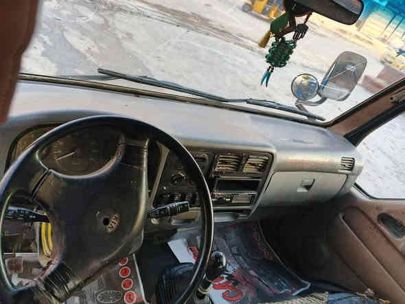 فنتيره لل بيع سياره ٦جنكال جاهزه ومكفوله محرك كير كله مكفول رقم السياره ديالى رقم ابيض الماني مكاني بغداد مدينه الصدر السعر ٤٠ وبدون زحمه الي يتصل لا يعامل لين قفلها ٤٠ رقم الهاتف ***********
