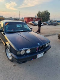 بي ام دبليو ٥٢٠ • موديل ١٩٩٣ • بدون حادث