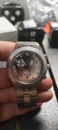 ساعة • شغالة • نضافة ٩٠٪