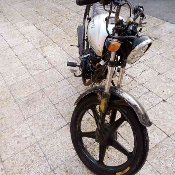 سلام عليكم شعندك مراوس نزل بس كون اوراق 
يالله سلام عليكم دراجه دايوان نفخ نضافه شوفت عينك نص ونص يرادلها ترتيب سعر 275 وبيها مجال تايرات نضيفه جديد دبلات شغاله مكان محاويل ناحيه الامام ***********
