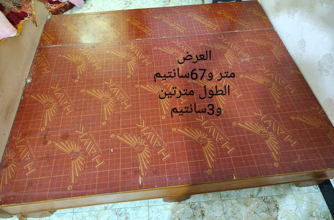 مكلف بالنشر
غرفة اخشاب للبيع عمل عراقي (حطاطه)
خشب صاج داخل وخارج 5ملم ماليزي
النقش زان روماني
الغرفة شغل درجه اولى جديدة فول نضافة مع قياس كل قطعة كما موضحه بالصور 
السعر مليون و750الف وبيه مجال للشراي 
 للتواصل واتساب ***********
