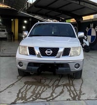 ‎  نیسان ناڤاری ٢٠١٢ بێ بۆیاخ  گێر ئۆتۆماتیک  بێ رەقەم  مەنەفێستی لەگە...