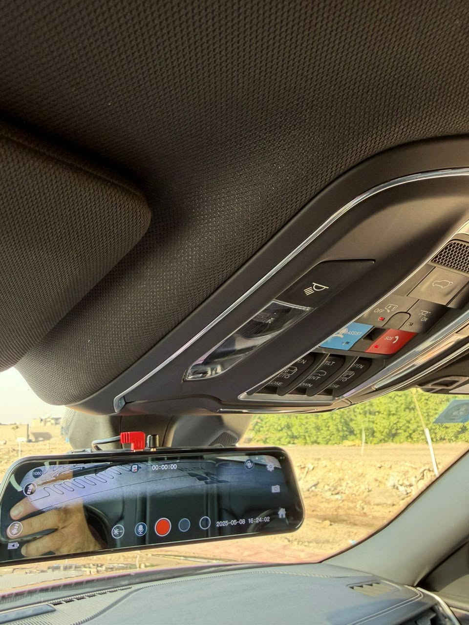 #تخيل_جيب2024_لارج_7راكب_بسعر_جيب_S ؟؟

🚙 للبيع – جيب كراند شيروكي هايبرد 2024.

🔹 حادث ربع البنيد

✨ المواصفات الكاملة:

هايبرد توين تيربو
سقف بانوراما.

تدفئة كشنات + تدفئة ستيرن

نظام GPS ملاحة

نظام أوتو بريك

رادار أمامي

تحديد مسار

تحذير الخروج من المسار

كاميرا تسجيل كامل الرحلة (Dash Cam) لإثبات الحق عند الحوادث

إنترنت داخلي + Apple CarPlay
كشنات كهرباء

تحكمات ستيرن من الجهتين

مثبت سرعة

شاشة حساسة للضوء

تحويل إنارة أوتوماتيكي (عالي/واطي حسب الطريق والسيارات المقابلة)

شاشة تحديد الأعطال

رقم بغداد 

📍 العنوان: بغداد – العامرية

#السعر_بتعليق

📞 للاستفسار: ***********
