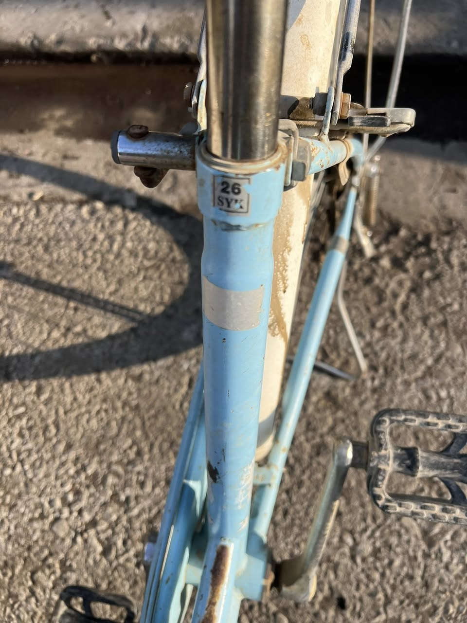 السلام علیکم اخوان انی عندی بولبرین کلیج  جدید سکانیا اصلی شرکە صنع شرکە فالیو
*********** واتساب 
توصیل موجود
