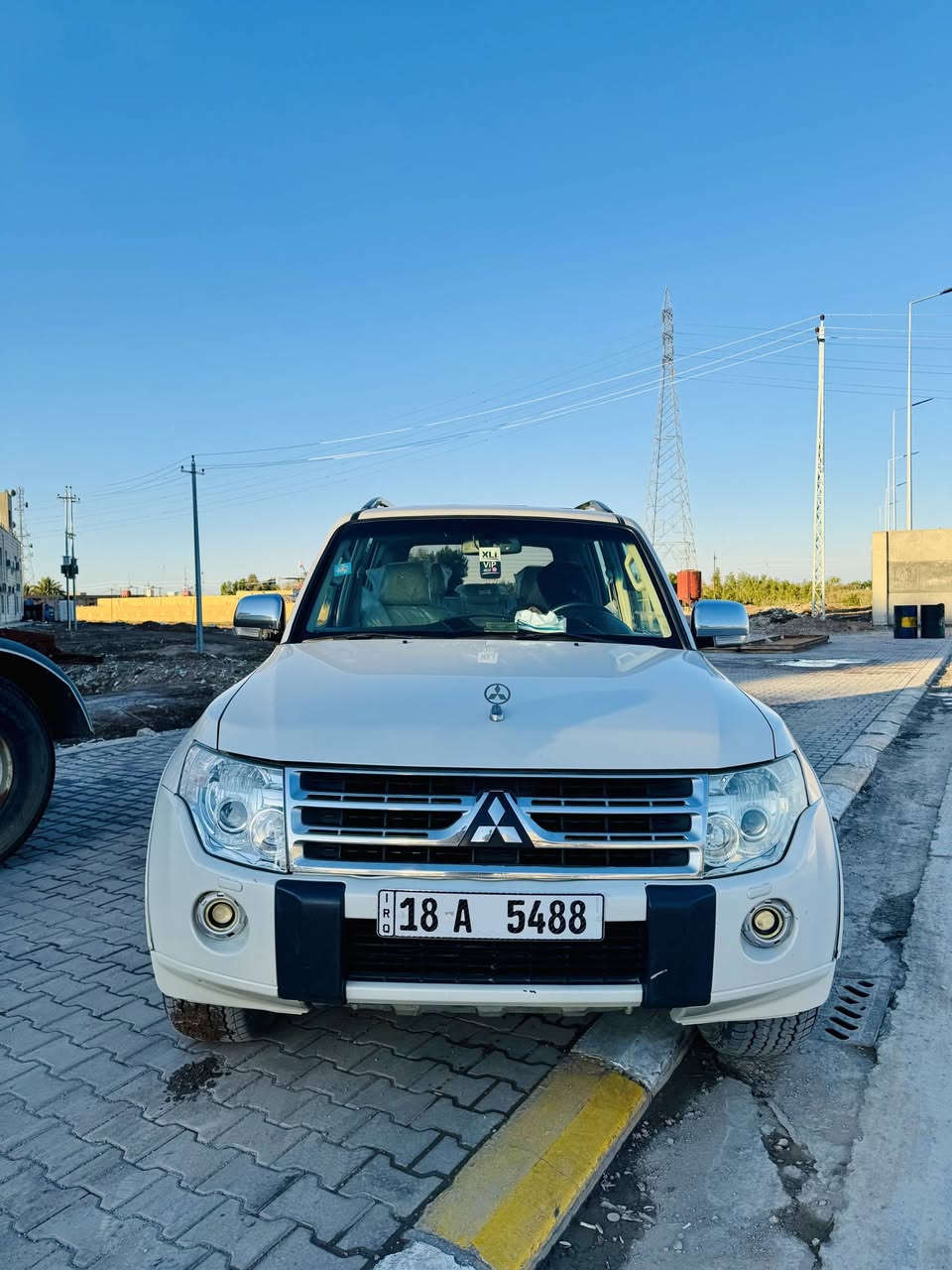 السلام عليكم
باجيرو 2008كفاله عامه من صبغ وضربه وتبديل وبارد 

محرك 6  سلندر 3000 مكفول من البخار والتنقيص والصوت وغير مفتوح 

گير مكفول تخم تاير جديد هس شادينه حداديه مكفوله جديدة كهربائيات كله شغاله تبريد ٣ قطع ثلج ٧ راكب  

سيارة جديدة وجاهزه من كلشي  مكان السياره كوت رقم السياره بابل الدولي الجديد وهزه جديدة 

منظومه غاز بيه سياره 

 للتواصل ***********
