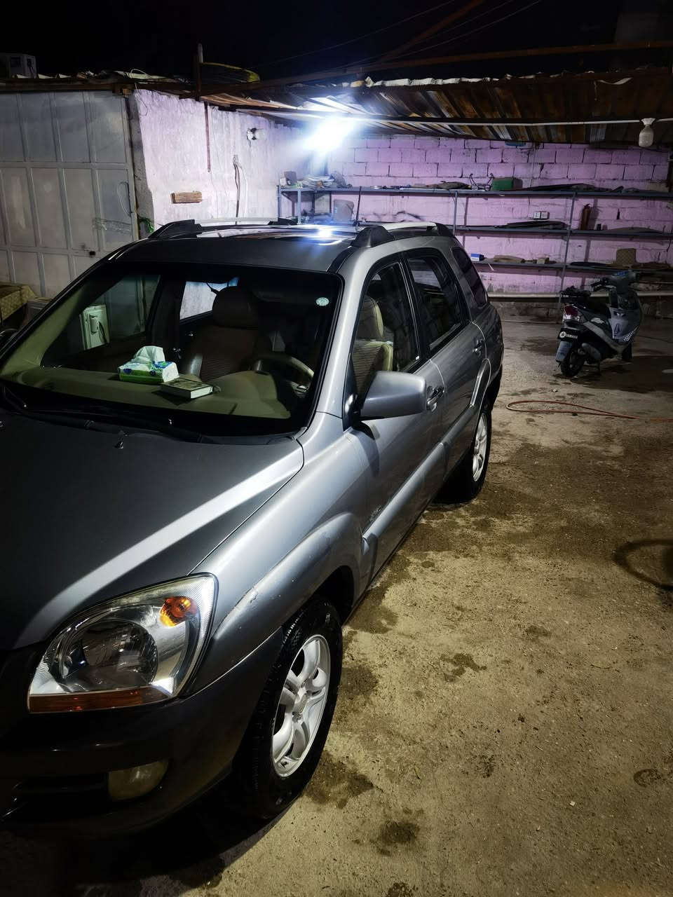 سبورتج ٢٠٠٦ رقم سليمانية بسمي فول مواصفات ستة سلندر خليجية بس باب الصندوك صبغ والباقي مكفول مكاني بابل
***********
