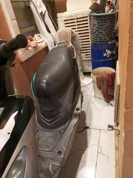 سلام عليكم دراجه ماكس منغولي دراجه جاهزه دراجه نقصه بس باتري محرك ما مفتوح ابد سعر 500 كلشي شخال بس عداد سرعه رادله قمجي مكان دوره رقم بي وتساب ***********
