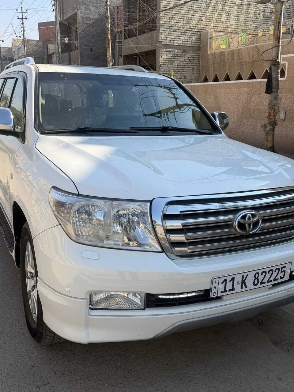 لاندكروز موديل 2011
مكينه 6 سلندر مكفوله  من الصبغ بس چاملغ امامي وشتريت جاملغ بلادي او شديته بيها هسه السياره مكفوله السياره مواصفات فول كرسي كهرباء جلد مري جانبية شفط باب خلفي كهرباء وكل نقص مابيه تحويل بأي وقت 
السعر 310 مكاني بغداد
 ***********
