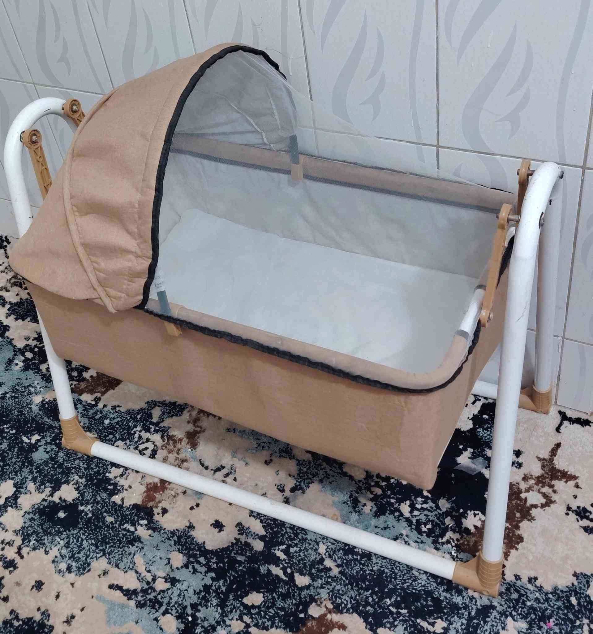 مكلف بالنشر
***********
