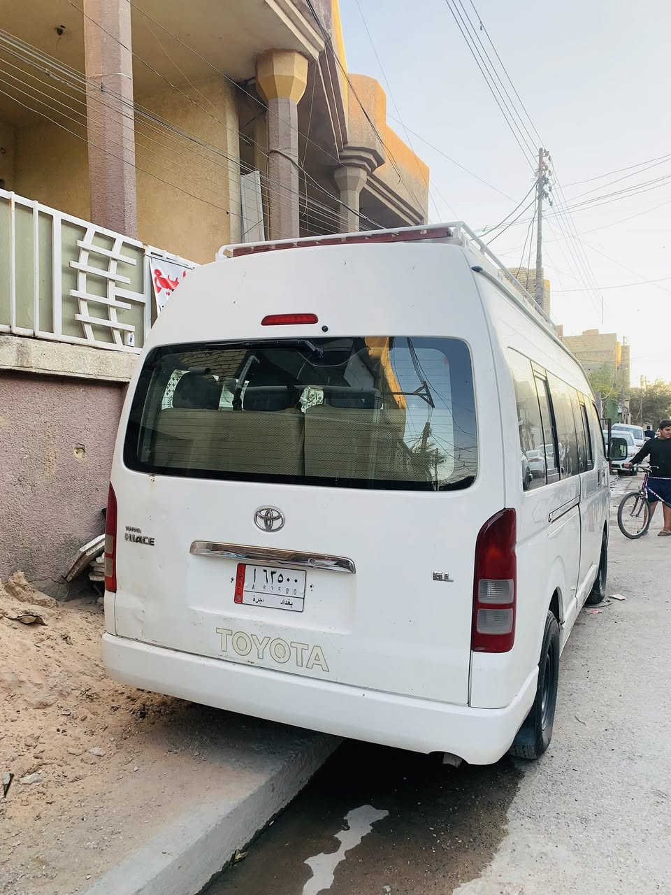 السلام عليكم للبيع هاسيا موديل (2012)  رقم بغداد ب اسمي مصفرة هيئة وغرامات دوشمة جديدة منضومة كاعية سفريات جدد مكفولة ما عدة باب سلايت اثر شخوط وبارد ب جنطة تبريد محور صدر حدادية امامي خلفي بل كارتون تخم تاير جواهة السعر (225).  للأستفسار اتصال ***********7 / ***********
