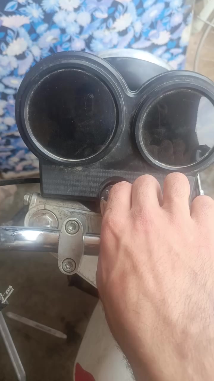 عداد200هيوشا و150ويرهم ايراني200 و150 للبيع خاص او على الرقم***********
