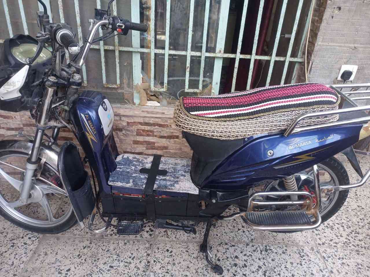 السلام عليكم ورحمة الله وبركاتة 
مطور هارلي نظيف 
 بطارياته حسب الفحص الشراي يشرفنه   يتواصل وياي على هذا الرقم  ***********وهم بيه واتساب
