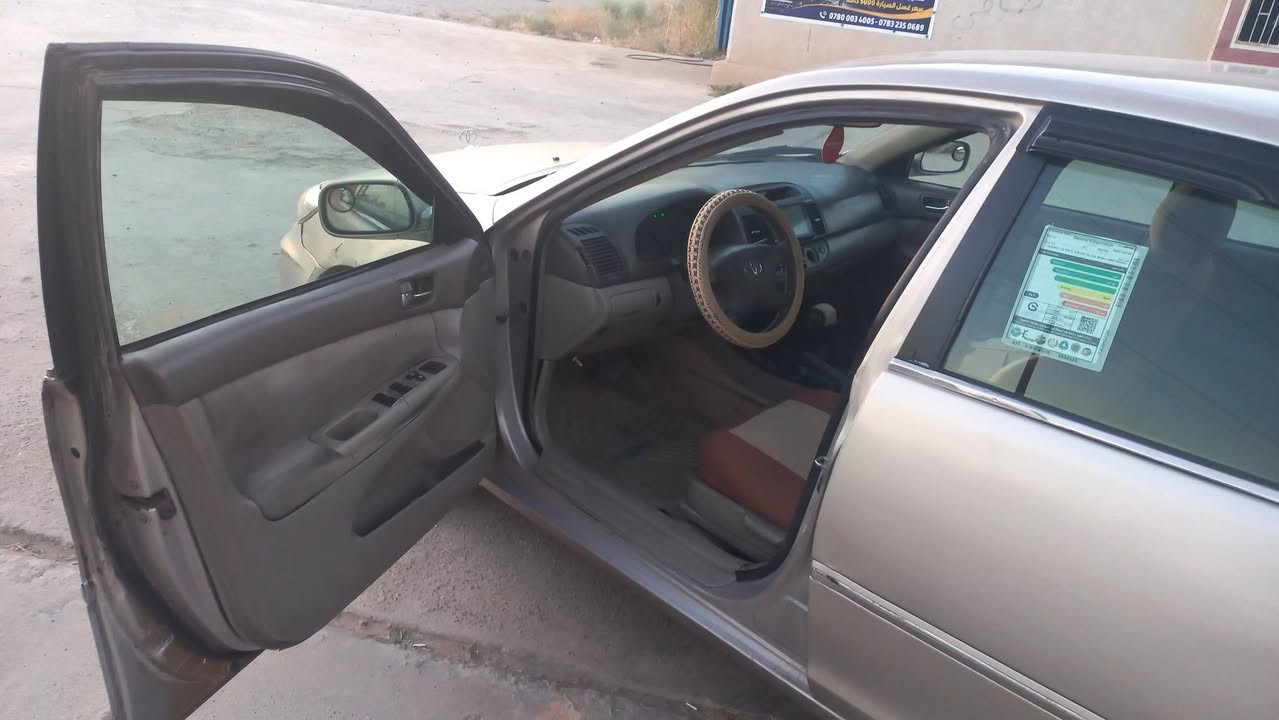 سياره للبيع نوع كامري موديل 2003
خليجي رقم بغداد بسمي دولي 
مكينته اربعه سلندر 
مكفول
تبريد ثلج
صدر جديد تخم تاير 
غرفته جديده
تخم ويلك حاويه 
سياره مصبوغه عام السعر ٧٠ وبيها مجال للطيبين 
للاستفسار ***********
