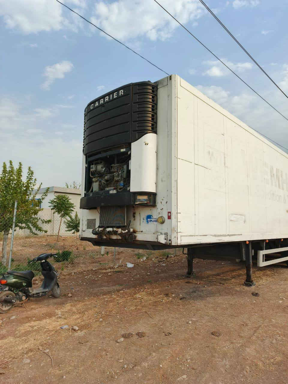 سلام عليكم ورحمه افيكو م 2006 فول مواصفات كير اوتو بيانو سيارة مكفولة من كلشي بس محرك بي بخار براد نضيف مربوط سنوية راقم فحص هزة كلها جديد وبسمي *********** كورك *********** سعر 175 وبي مجال
