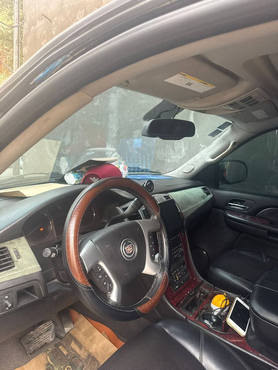 كاديلاك اسكاليد مديل 2008 خليجي
تقرير مرفق مع الصور بدون ايرباك معروفه موصفات الاسكاليد فول ما عدى الدوسات موا كهرباء محرك ٦٢٠٠ بيه الدعاميات مصبوغه او ربع الجاملغ ا ربع الباب عكس السايق مصبوغات السعر ١٨٥ للتواصل ***********
