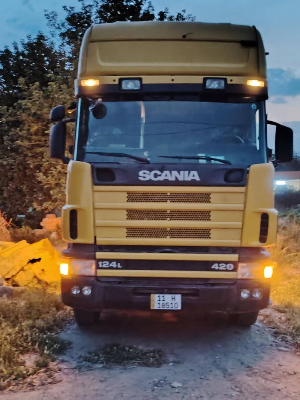 سلام عليكم إسكاني للبيع 2004 دقداق كير 900كوبره ثلا اب ثلا رتايدر شاصي كير اكسل مكفول محرك كاسر رنك سنويا من 2025 لل2030 سنويه مثبت صهريج بس راس ابيع رقم بغداد انكليزي شرط التحويل الاستفسار رقم صاحبها ***********
