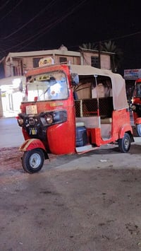 تكتك موديل 18تكتك جاهزه كبل للشارع عنوان بغداد جسرديالى 07726221644