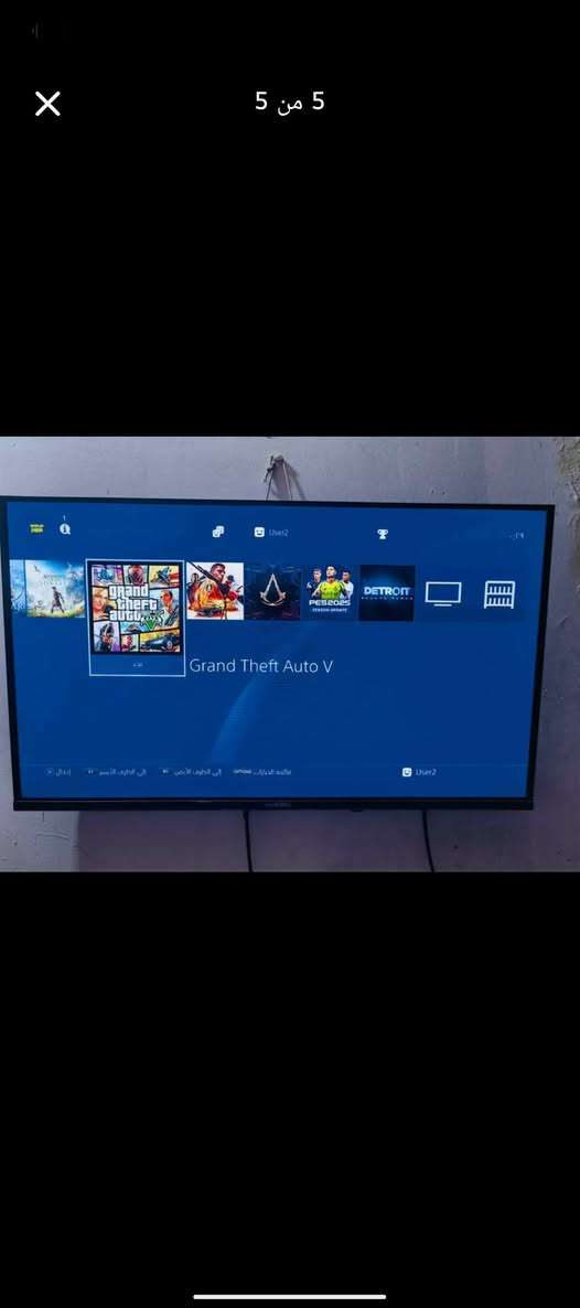 بلي 4 سلم مهكر نظام 11 ما مفتوح 
يجي ويا هارد تيرة 
وقاعدة تبريد و شحن
و يو بي إس 
و يدة وحدة و الثانية شغالة بس بيها عطل 

السعر 280 قفل او للمراوس شعندك نزل 
مكاني الزعفرانية رقمي ***********
