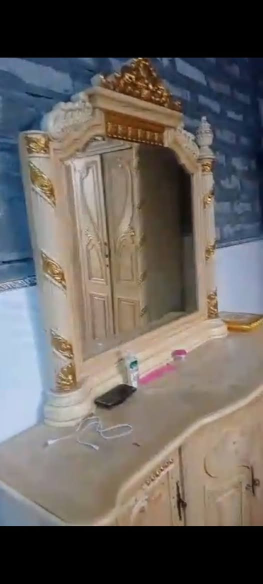بكل العراق ماتلكه هذا السعر   غرفه ماليزي للبيع  بسس 150 الف نضيفه كلش    المكان بيجي


**إذا كنت صاحب هذا الإعلان وتريد حذفه لأي سبب، رجاءا أرسل رسالة إلى الدعم الفني**