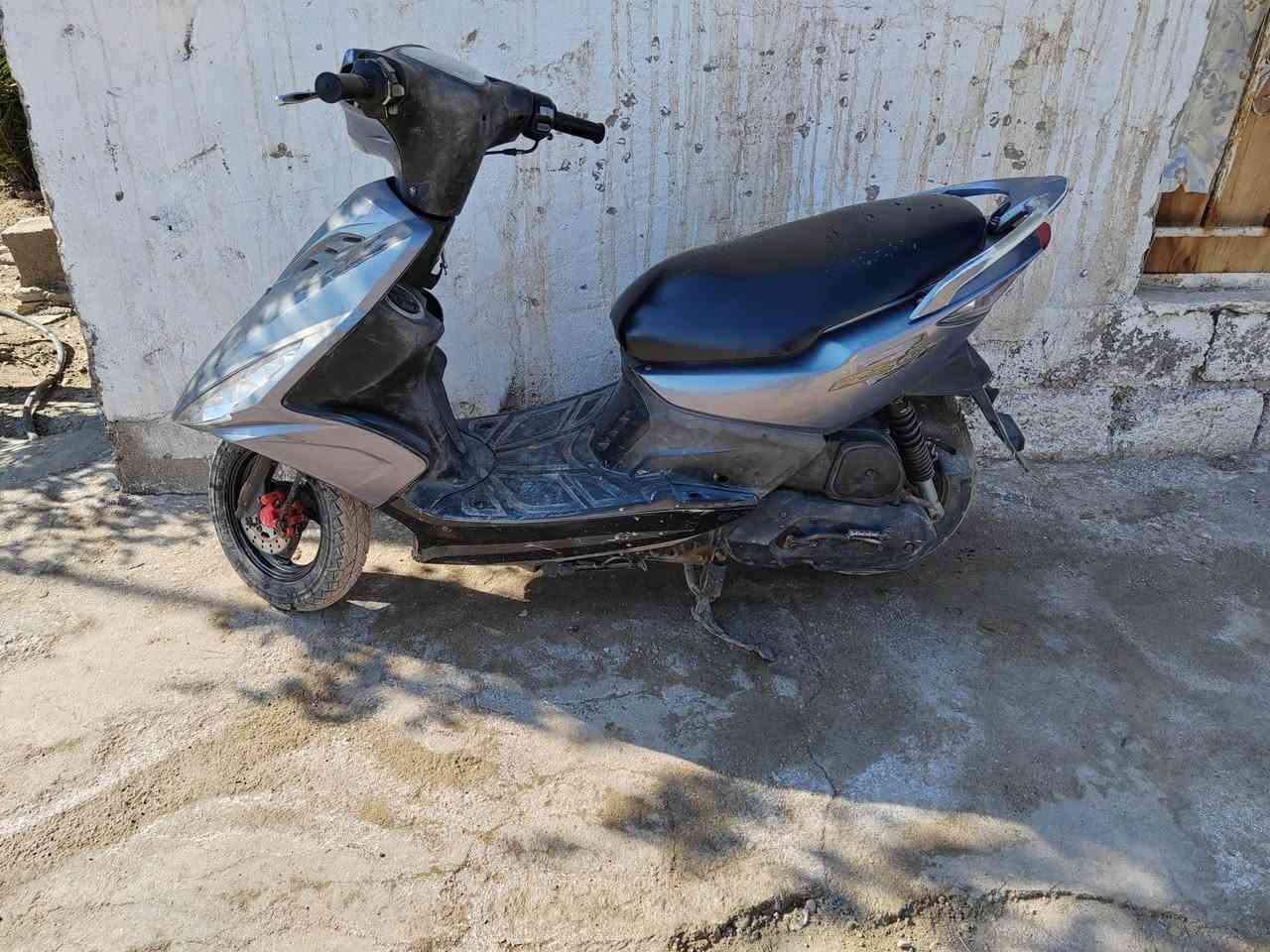 ماكس مظلع الحديث سرعه، 120 مكفوله نكره سلف هندر كوله بلاديه ادامه مسويله قبل سبوع تاخذه من باب البيت جيب فيتر وتعال عارظه ٧٥٠وبيه مجال مكاني الشعب ***********
