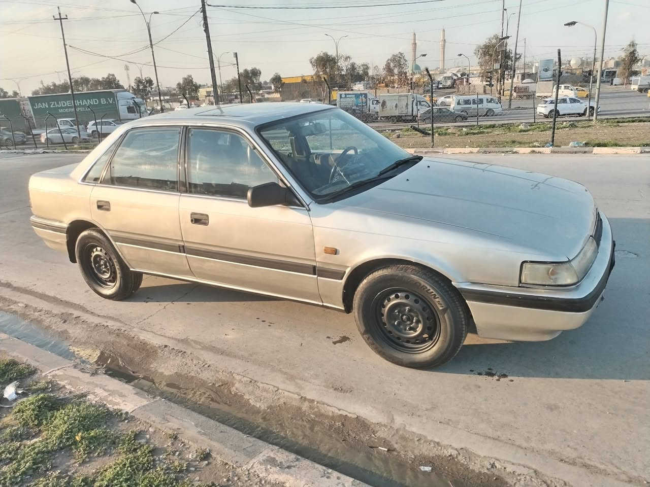 مازدا 626 صندوق كير اوتوماتيك
مكينه مال كصى 12 تبريد
مصبوغه عام جماليه بدون ضرر
طخم معمر جديد السعر 38 وبيها مجال قليل 
شرط التحويل
رقم الهاتف ***********
