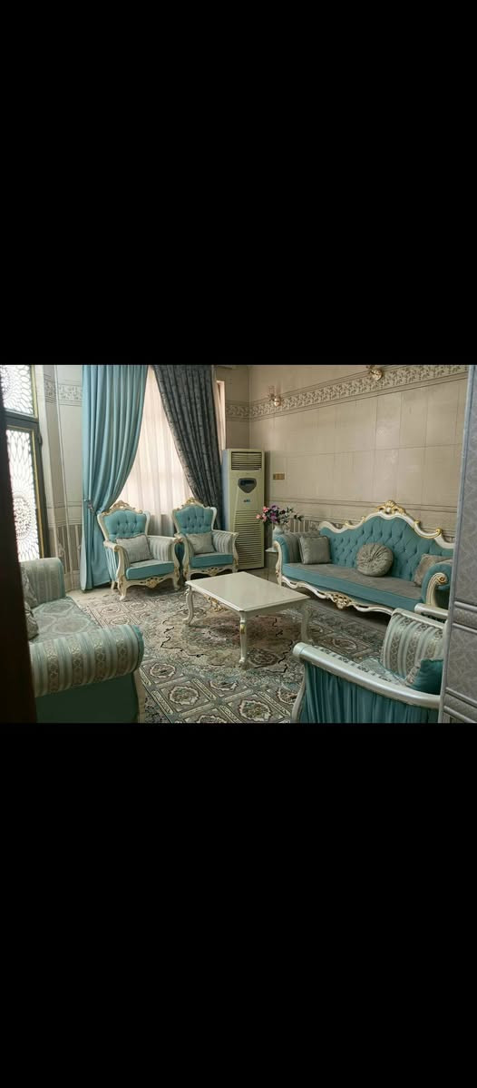 تم تنزيل السعر لظرف مستعجل 💸🛖السلام عليكم بيت ركن مميز للبيع في الكرامة قرب الضريبه  مطل على متنزه طابو زراعي سند 25 ....
تم تنزيل السعر لظرف مستعجل 💸🛖السلام عليكم بيت ركن مميز للبيع في الكرامة قرب الضريبه  مطل على متنزه طابو زراعي سند 25 .....
🛖السلام عليكم بيت ركن مميز للبيع في الكرامة قرب الضريبه  مطل على متنزه طابو زراعي سند 25 ....

سعر جدا مناسب مقارنه بأسعار المنطقه 💸😊⬇️
تم تنزيل من المبلغ لظروف طارئه ومستعجله 💔🔥
#بيت للبيع المساحه 180 متر طابو زراعي ملك صرف..
الواجهه 10متر ...
النزال 18متر....
البيت ركن على شارعين 🛖➡️
عرض الشارع 10متر والبيت مطل على متنزه ➡️➡️
خدمات كامله مجاري وانترنت باقي بس تبليط ومشمول بتبليط والأرصفة ....
البيت طابقين يتكون من ⬇️
#الطابق الاول يتكون من 
(  طارمه. گراچ سياره .مطبخ . استقبال . صاله .مجمع صحيات. غرفتين نوم .)..➡️➡️➡️
#الطابق الثاني يتكون من 
( غرفتين نوم. كلدور . مجمع صحيات.)....➡️➡️
مجموع البيت اربع غرف نوم...📍📍
البيت بناء حديث وبناء درجه اولى بناءه ➡️
⬇️⬇️⬇️⬇️⬇️⬇️⬇️⬇️⬇️⬇️⬇️⬇️
💸سعر المتر جدا مناسب مقارنه بأسعار المنطقه ➡️
للاستفسار اكثر الاتصال على الرقم 
***********..........
تم تنزيل السعر لظرف مستعجل 💸.
