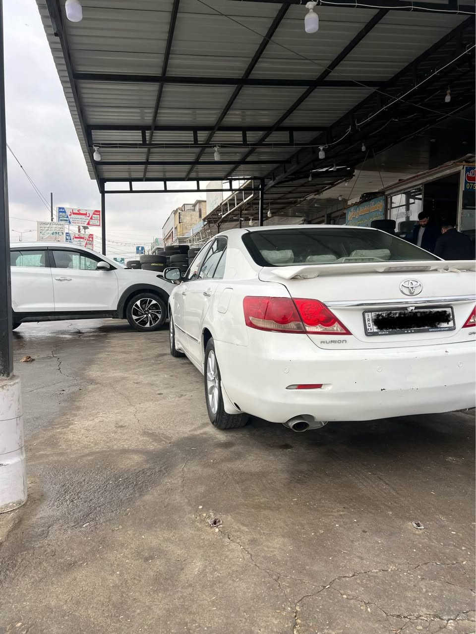 تيؤتا ئوريون موديل 2008 خه ليجى گيرو مكينه بيلاد ئه ڤه لؤن كيرومكينه و ته قه و ره قه و تحويل و غرامه به شه رت يه ك دينار مسروفى تيدانيه قه پات مواسه فاته 6پارچه بؤياغى هه يه بئ داخلى و بئ ليدرانه به عيزام ده ى فرؤشم پيش و پشت و ناو توكمه و شان و سه قف به شه رت گيچ تؤبز و به سمه و په رده بيلاده سعرى 79و كه ميك معامه له 
مالى دؤسته 
*********** أربيل, العراق
