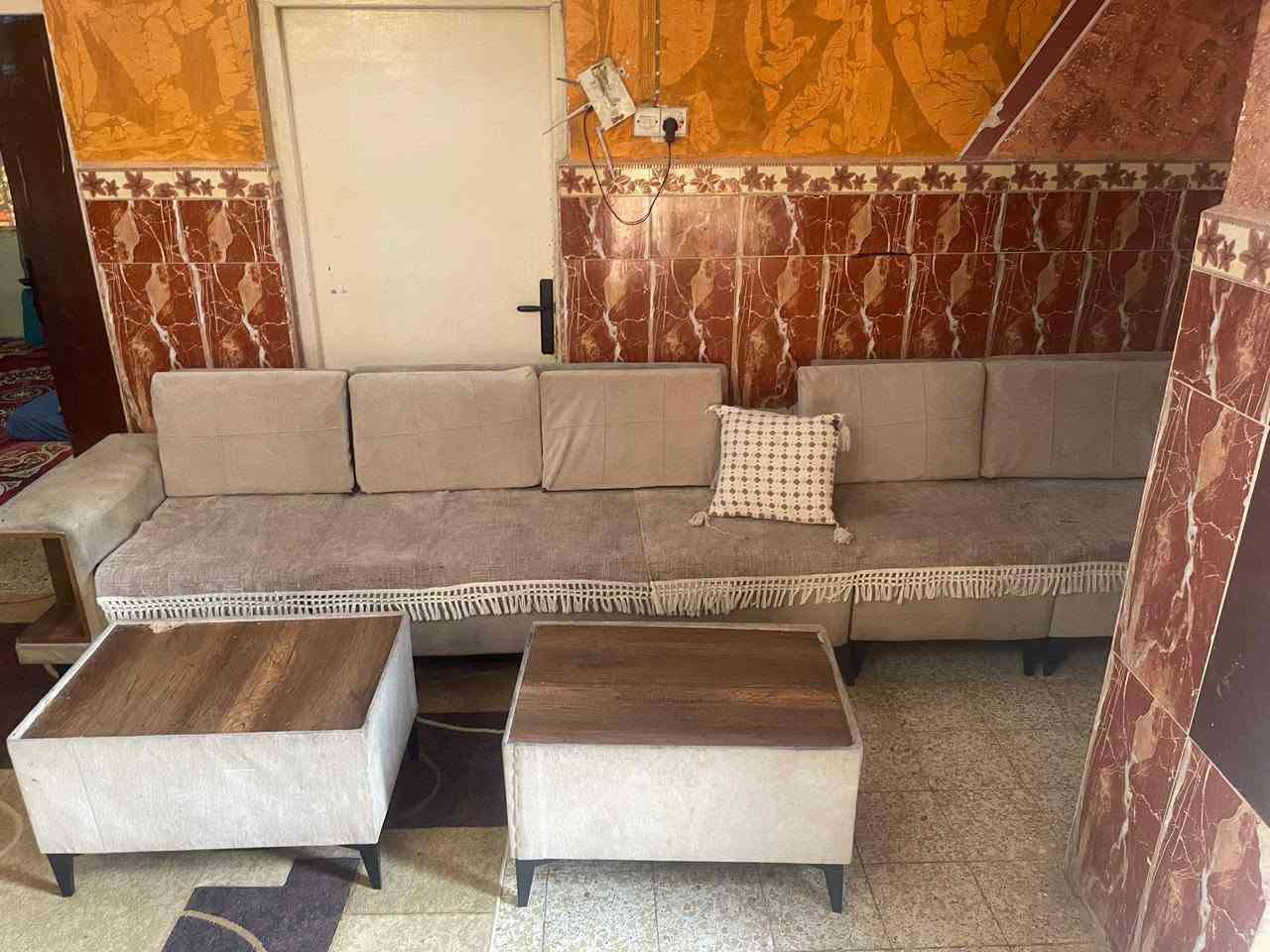 قنفات طخم كامل ملكي نضيفات وطبلات كبار عدد2
حجم390
البصره زبير ***********
سعر250
