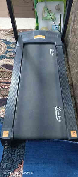 جهاز جري للبيع
يحمل وزن 150 حقيقي
دبل ماطور جبلي
ماركه معروفه اصلي 
محرك ابيض يعني مال قاعات يتحمل مو ازرك نفس مال أهل لبيجات
 يحتوي على 
12 سرعه
جبلي 15 وضع
بلوتوث 
ينطبك ما ياخذ مساحه
عد السعرات الحرارية و نبض القلب
مكان كربلاء كنطره السلام 
سعر 600 الف 
***********
