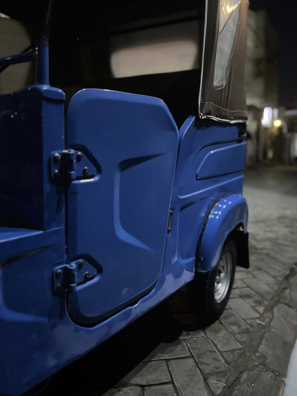 السلام عليكم تكتك 21 رقم بغداد بيها ضربه بل لغد مرشوش البجم مكينه ممفتوحة السعر خاص ***********
