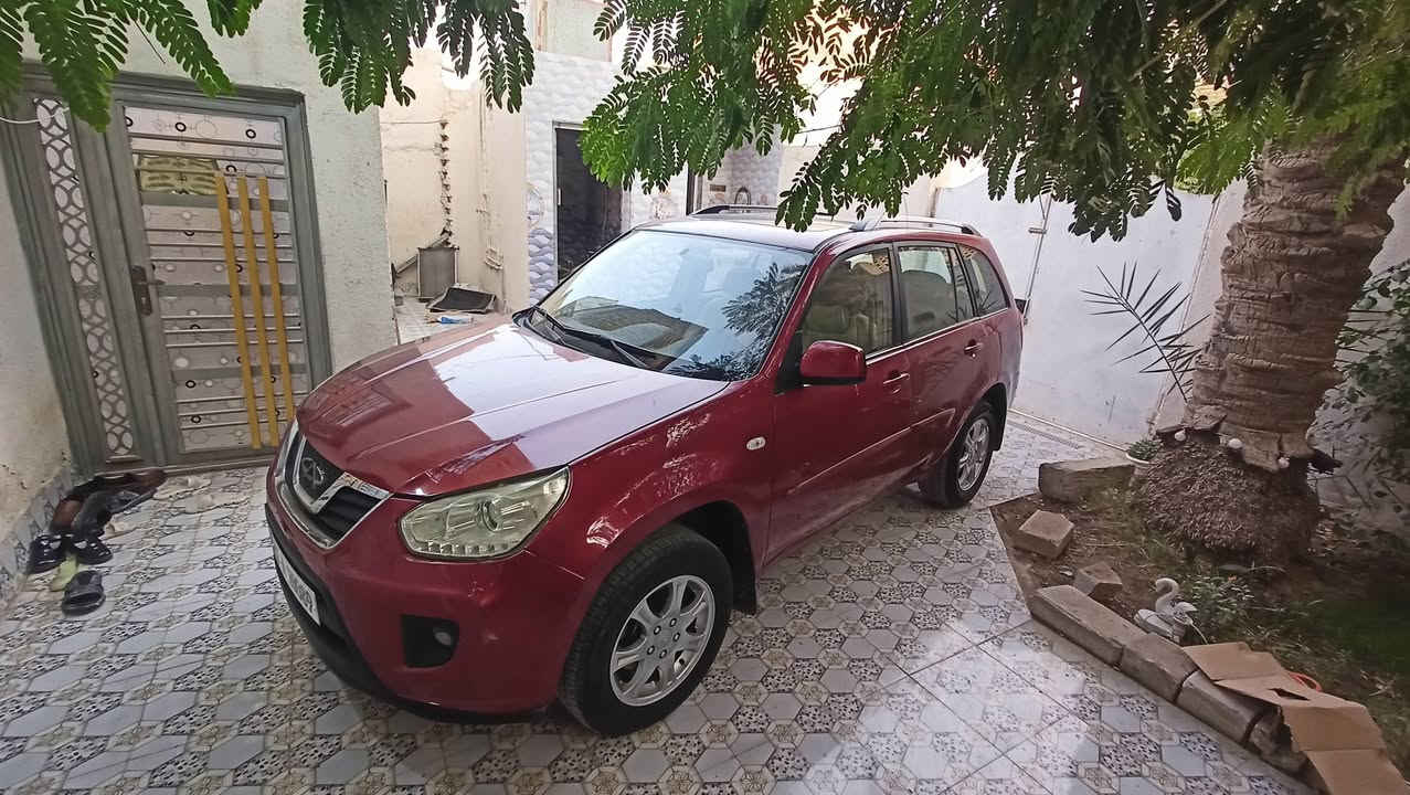 السلام عليكم تيكو موديل 13 مكفولة من الضربه والصبغ العام بيهه بس رشات صبغ تجميل  خفيفه أثر تلگيط خياسات بسيطه مكينه وكير بلاد كهربائي جاهزه من كلشي سنويه مجدده لحد 30 بسمي مكان السياره بالشطره والسعر 57 وبيهه مجال تلفون *********** او***********
