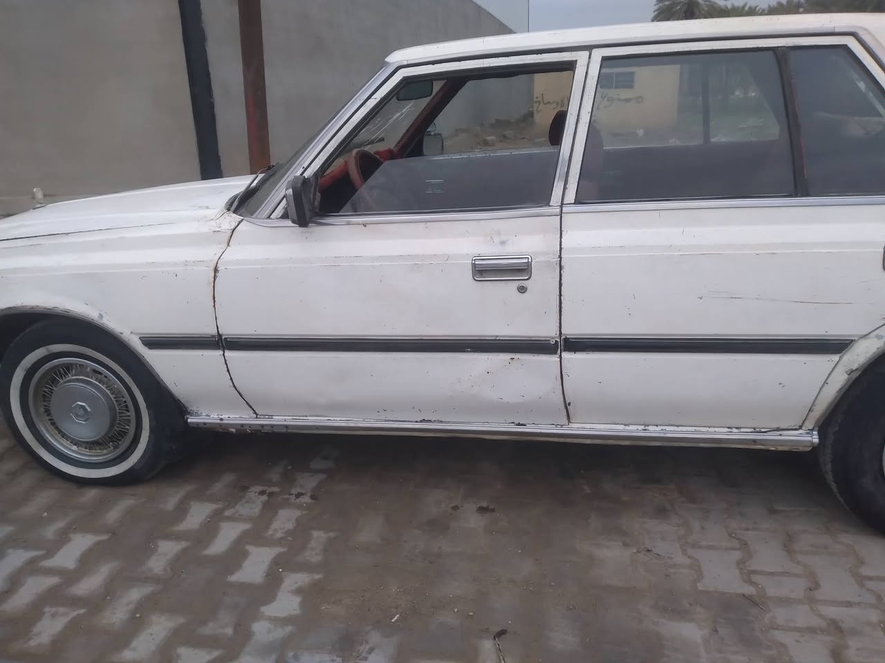 السلام عليكم سوبر ٨٢ لبيع محرك معمر رايمن شرط وكير واكسن شرط رقمه فحص صلاح الدين شرعيه بعاجه الكشر جدام العين مكان صلاح الدين الشرقاط السعر ١٦ وبيه مجال
 هاتف ***********
