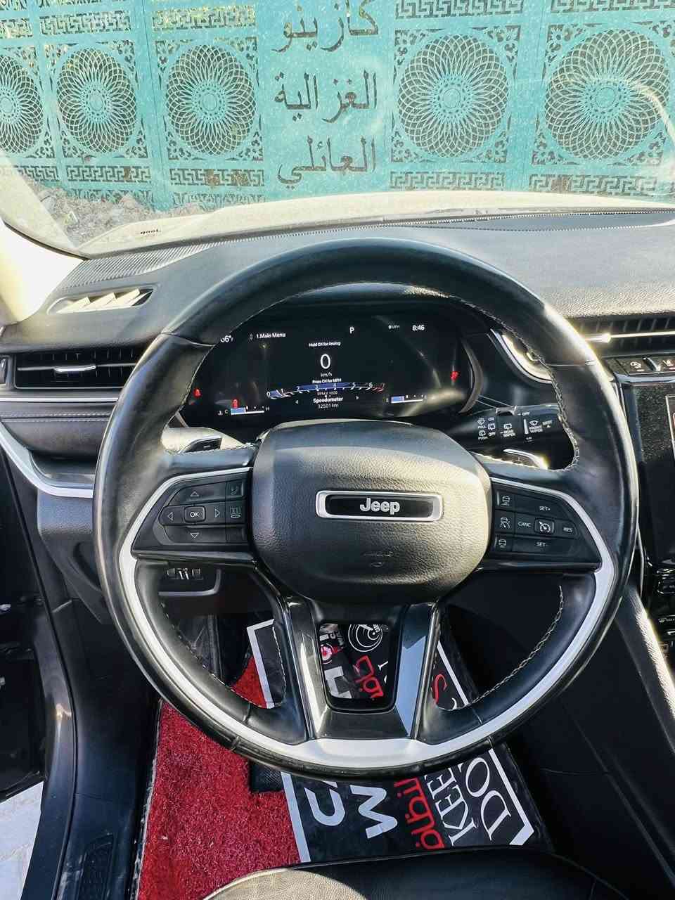 السلام عليكم شباب جيب شيروكي موديل 2022 رقم بغداد 7راكب
مواصفات 
السيارة ماشية 32 الف  حالة الايرباك سليمة
لون السيارة رصاصي
حجم المحرك 3600    بانزين 6سلندر
1-بصمة
2-رادارات جانبية
3-حساسات امامية. خلفية
4-رادار امامي
5-تحديد مسار 
6-مقاعد جلد.    مقاعد كهرباء.       مقاعد تدفأ
7-ستيرن تدفأ
8-خزن مري 
9-شاشة بحجم كبير 
10-كامرة خلفية دوارة 
11-كشنات vib منفصلات
12-حادث السيارة جنطة تبديل فقط قبق جنطة…
13-ابحث و شوف حادث السيارة 
14-مكينة مكفولة كفالة عمالة 
15-نضافتهة مثل ما موضح بل صور سيارة نضيفة.

💰السعر280$💰 وبيهة مجال

العنوان: بغداد الغزالية 
رقم هاتف: ‭0783 506 3917‬
رقم واتساب:***********
