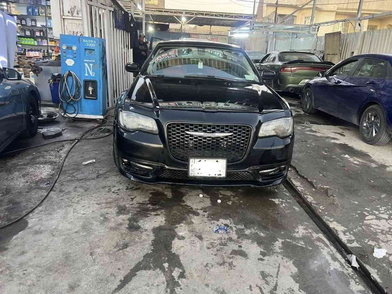 السلام عليكم  كرايسلر 300 اوباما موديل 2015 معلايه 2018 وارد امريكي رقم قادسيه  
الدولي باسمي 
بيه بنيد وجاملغ وصبغ 5 قطع ابيع حزام 
المواصفات
مثبت سرعه
بصمه تشغيل + دخول ذكي + تشغيل عن بعد
كشنات جلد + كشن كهربائي + تدفئه بل كشنات
شاشه كبيره + كامره خلفيه 
تحكمات استيرن 
كير ماوس
حساس امامي + خلفي
محرك 3600 
السياره جديده بمعنى الكلمه وجاهزه 
العنوان ميسان العمارة
الموبايل  ***********
***********
السعر 134 وبي مجال للشراي
