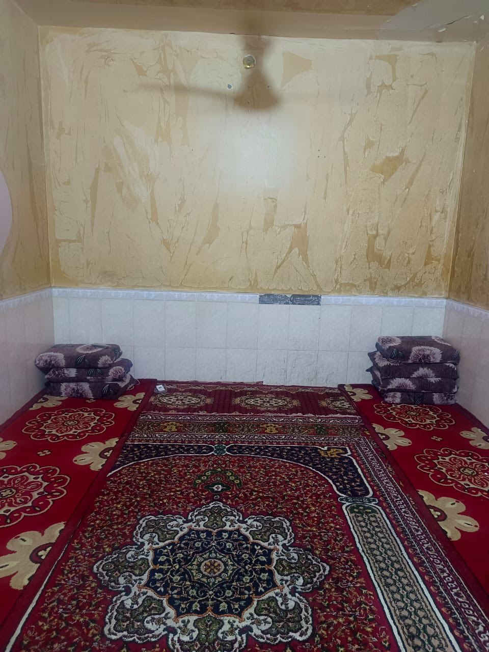 الهم صلي ع محمد
بيت البيع شط العرب باب الهوى اول ماتتخل باب الهوى   200متر 

البيت بي 3غرف +ديوان +الكم لكرامه تواليت داخلي وخارجي +حمام.   ومطبخ البيت جبير ونضيف 

البيت وقف شيعي  

البيع ب80 وبي مجال 

رقم الراعي ***********واتساب فقط
