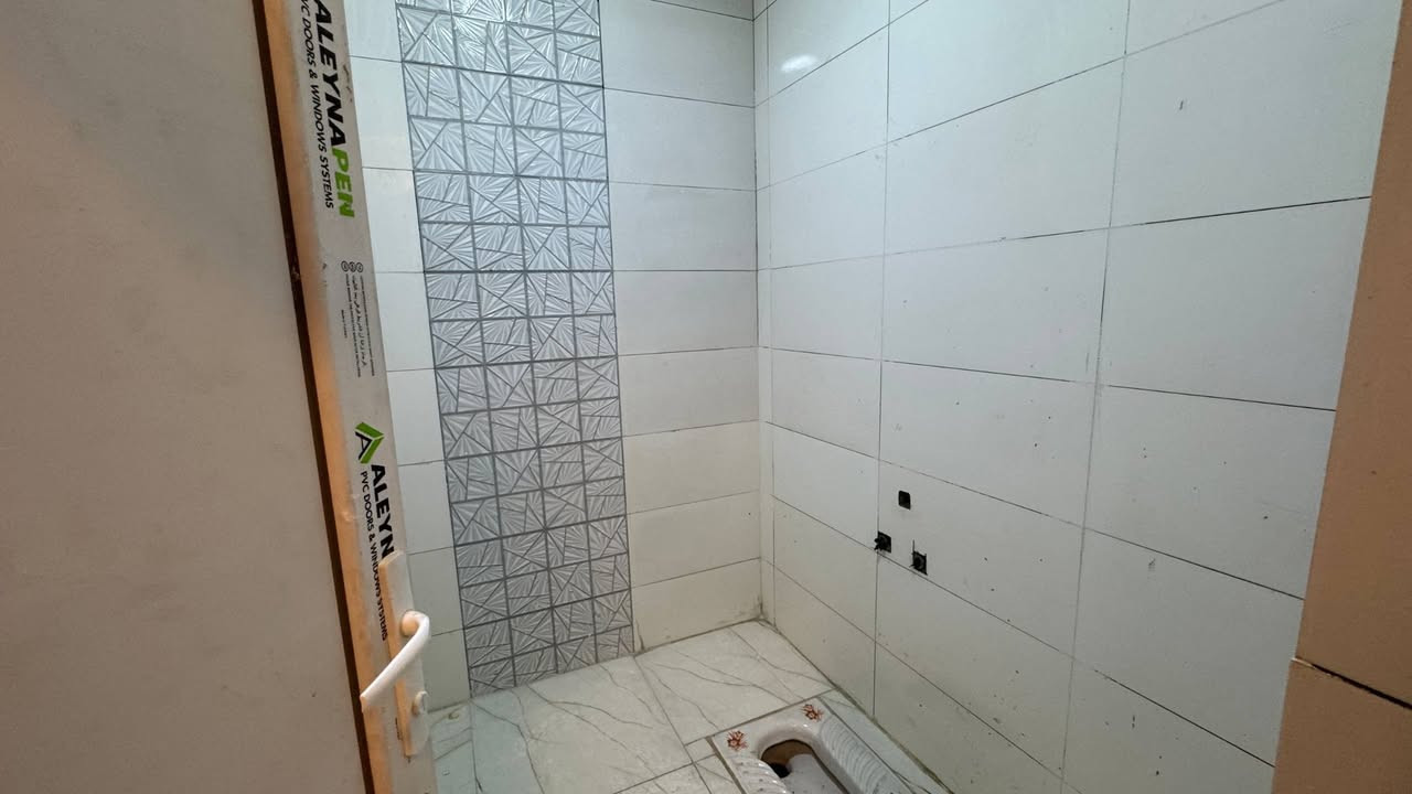 بيت  للبيع 

المساحه - 100 م
السعر - 190
العنوان -  حي اور الثانية  على ساحه 
تفاصيل البناء - طابقين  مسلح 
ط1 - غرفه +صاله+استقبال+مطبخ+صحيات
ط2 -  شقه معزوله \ تحتوي - غرف عدد2+صاله+مطبخ+صحيات  

للمزيد من المعلومات يمكنكم التواصل معنا 
على صفحة الفيس بوك ( المثنى للعقار) 
او الاتصال على الرقم التالي 
ابو سيف  ***********
ابو سيف2  *********** 
للمزيد من العروض الدخول على الرابط
https://web.facebook.com/groups/353423759199621
او قناتنا على اليوتيوب
https://youtu.be/wNJnyaBvaoU ناصرية, ذي قار
