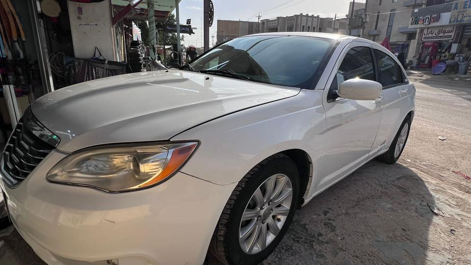 للبيع c200 موديل 2012 رقم بابل الجديد باسمي مكينه 2400 گير 6 نمر بيه 5 قطع صبغ بيه منظومه غاز مكاني بالحله 
السعر 72 
***********
