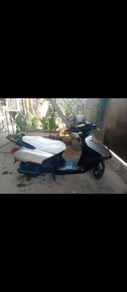 السلام عليكم دراجه سبيسي ياباني كوم حديد المكان ابو غريب خرنابات السعر٢٠٠الف الرقم ***********
