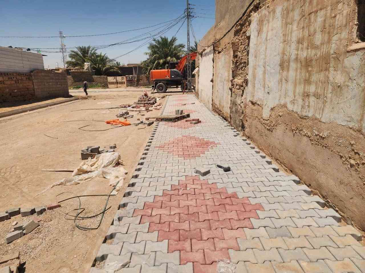 كادر كربستون مقرنص ساقيه صب شوارع 
جاهز نشتغل في كل المحافظات  اسعار مناسبه كلش 
***********
