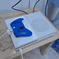 اكس بوكس وان اس
ذاكره 1 تيره 
لك ستيكر 
جوستك واير 
ملحقات كامله 
سعره 150
يوجد توصيل لكل محافظات العراق 
توصيل 6 الف 
تواصل واتساب 
***********
انستا ps4.3.2
تيك توك ps4.3.2
