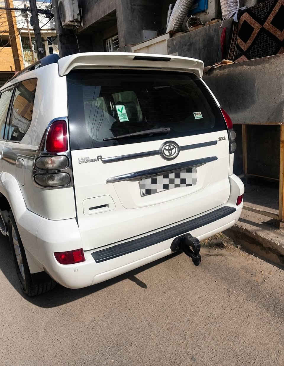 للبيع Toyota Prado 
برادو موديل 2006
🔹 برادو وارد خليجي
🔹 اللون: أبيض 
🔹 گير مكفول
🔹 محرك وتبريد بحالة ممتازة
🔹 داخلية نظيفة جداً ومغلفة
🔹 استخدام مرتب والسيارة لا تحتاج صرف
🔹 دبل جاهز وفحصها متاح
غير مصبوغة واستعمال قليل 

الموقع: [بغداد]
السعر: 130
 للاستفسار مراسلة واتساب أو اتصال: [***********]
