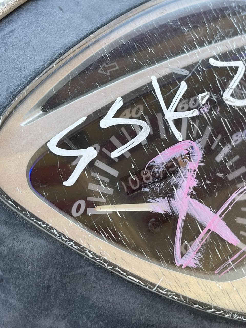 يا الله ماكس عدلة + ماكس منغولي 
حاوية شرط بدون غسل بدون بوليش 
دهن + باتري جديد شرط نكرة سلف 
ختم واحد كفرات وسواد وي المكينة 🈵

متوفر نقد ومتوفر اقساط على الماستر الرافدين 

للاستفسار زيارة المحل حي النفط قرب ماركت الجود 
او الاتصال على : ***********-***********
